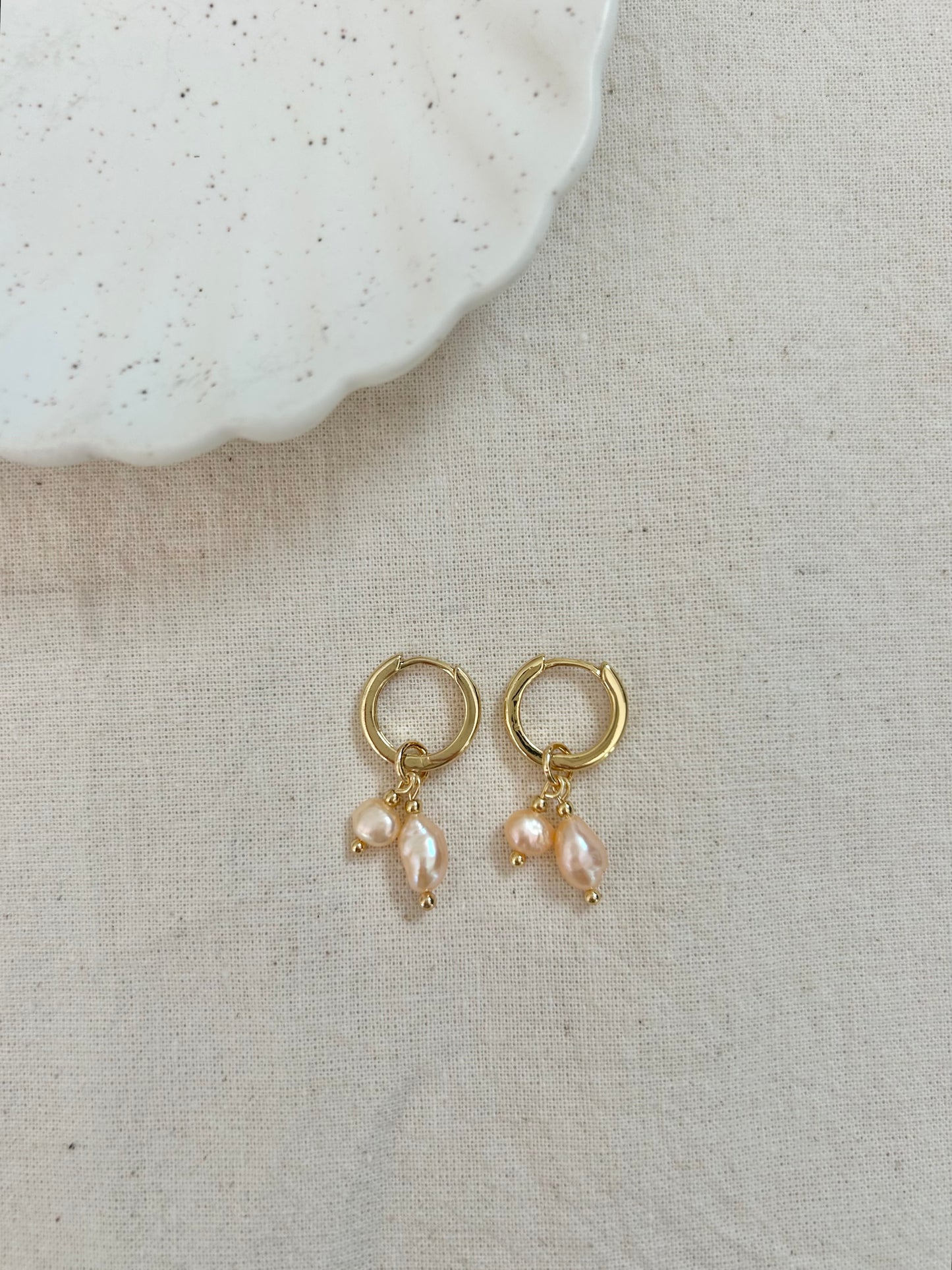 DETACHABLE DOUBLE PINK PEARL CHARM HUGGIE EARRING