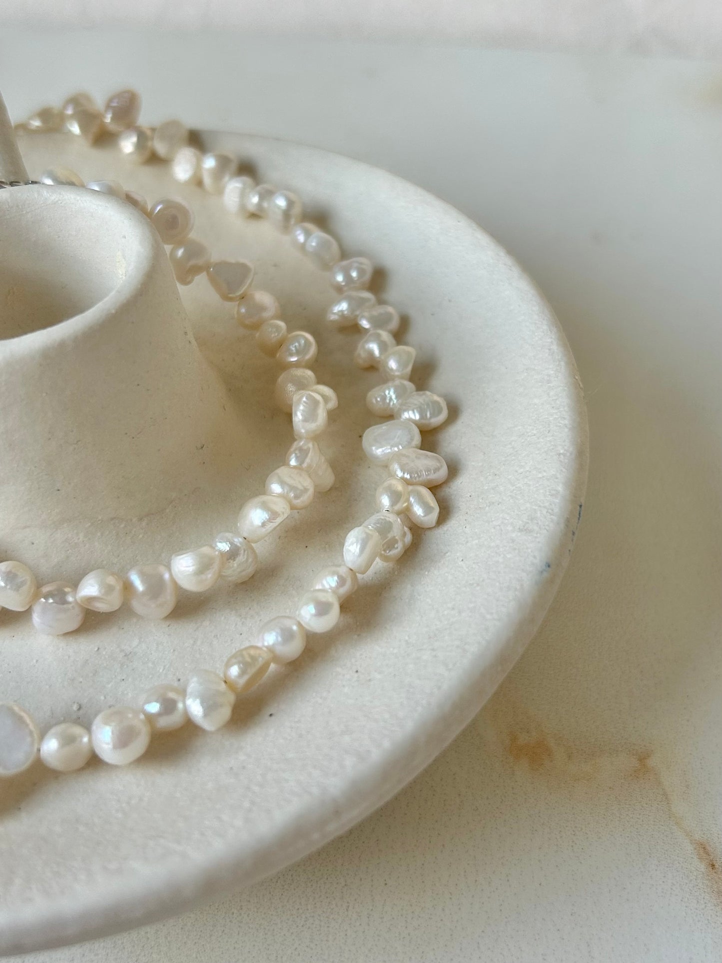ETTA FRESHWATER PEARL BRACELET IN PLATINUM