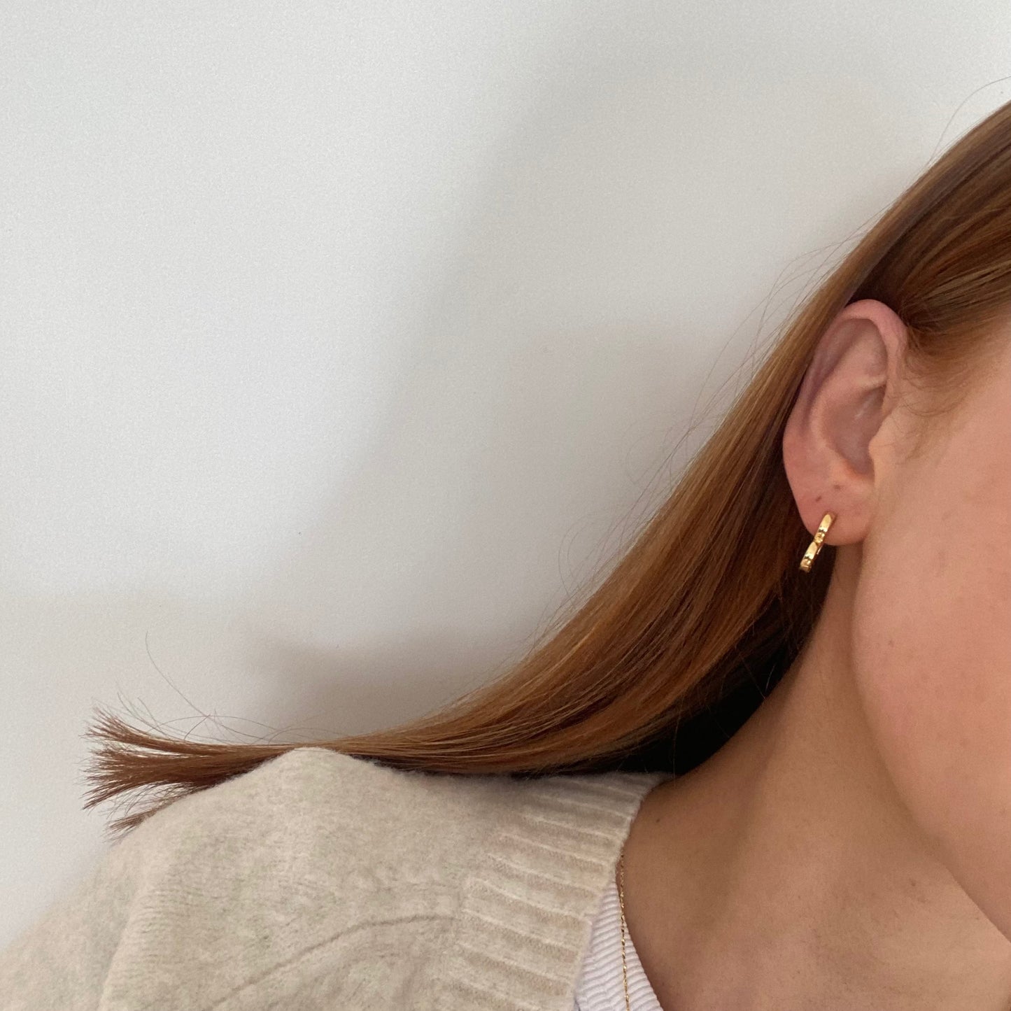 HEART HOOPS IN 18K GOLD