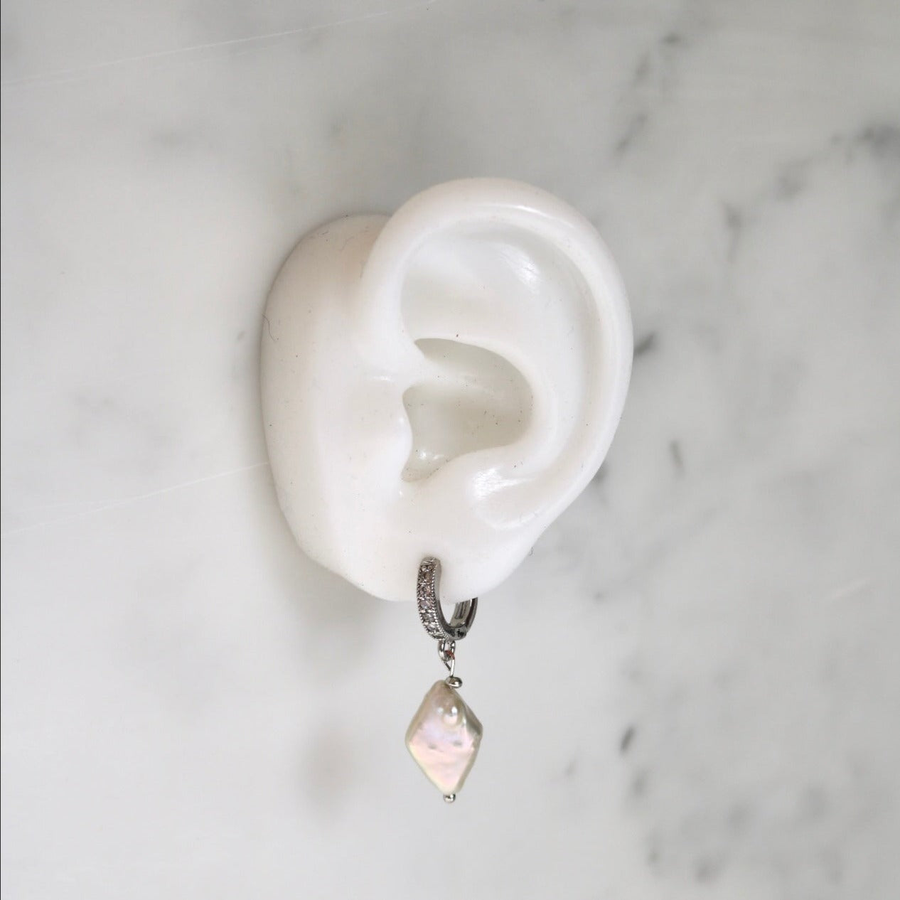 BAROQUE PEARL HUGGIE EARRINGS IN PLATINUM