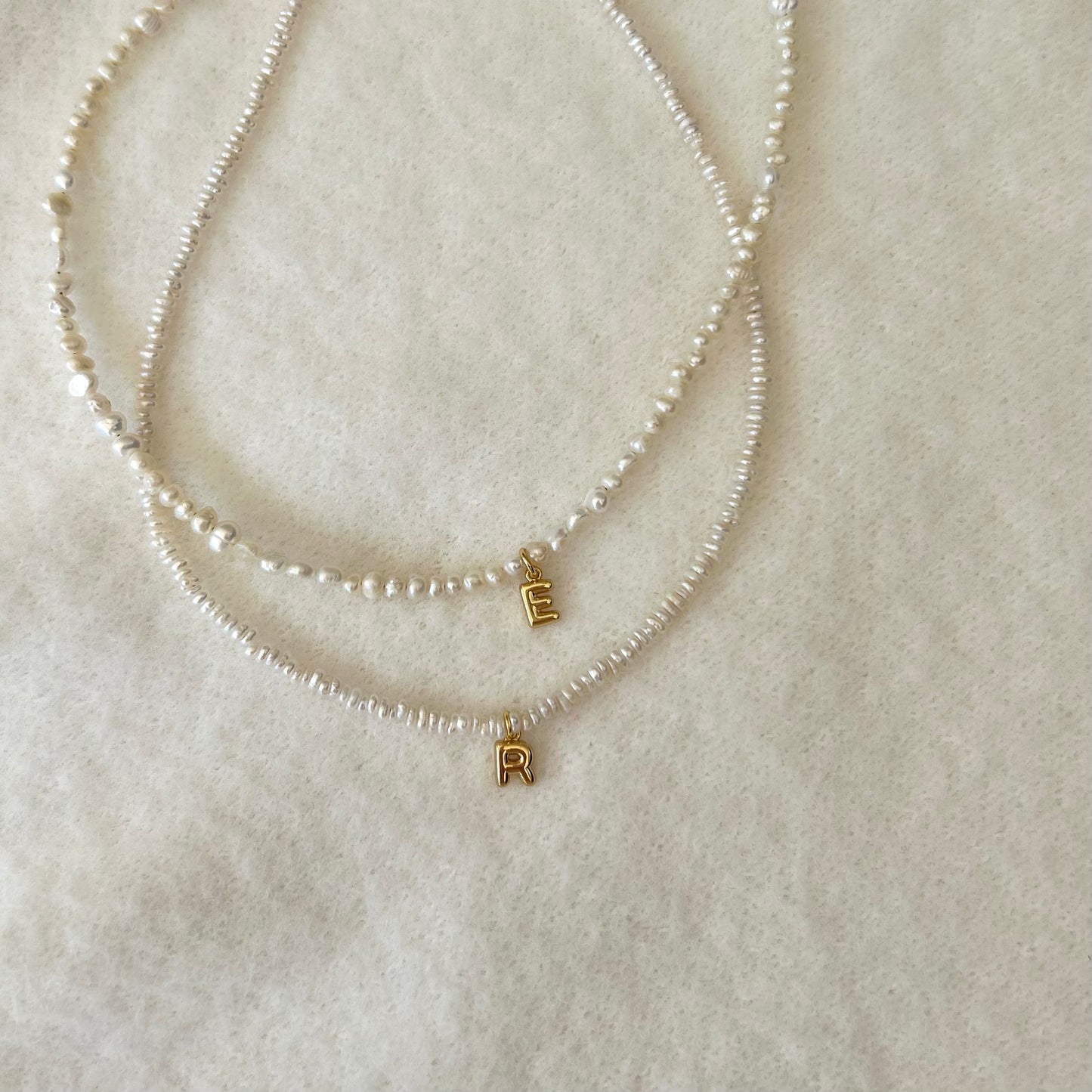 HALLIE PEARL INITIAL NECKLACE IN 18K GOLD