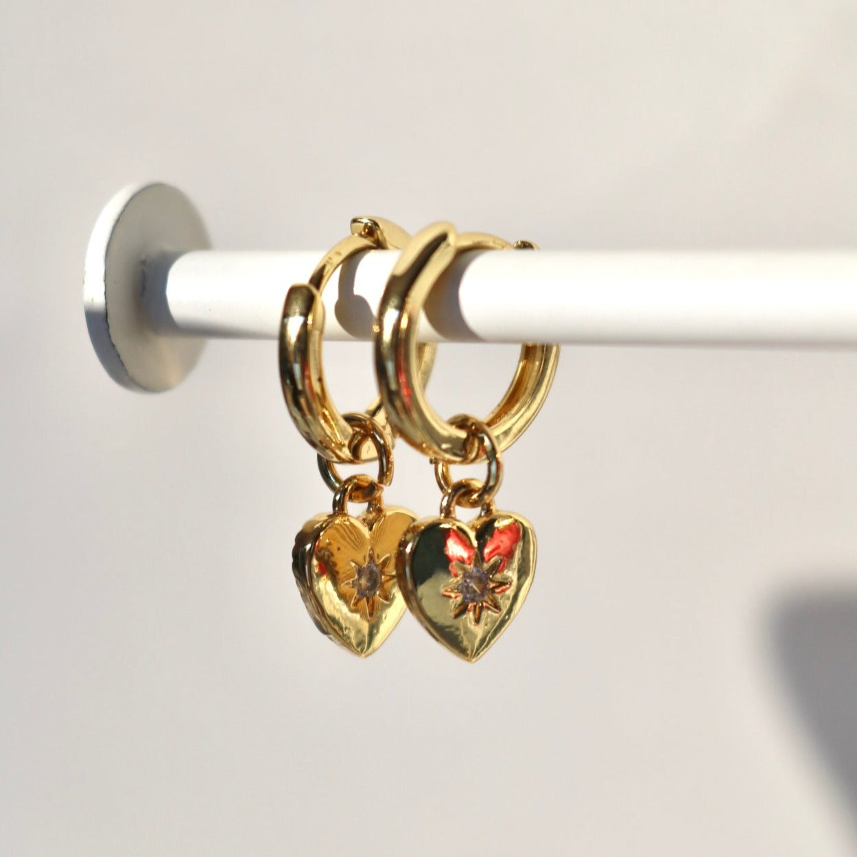 STAR HEART CHARM NECKLACE IN 18K GOLD