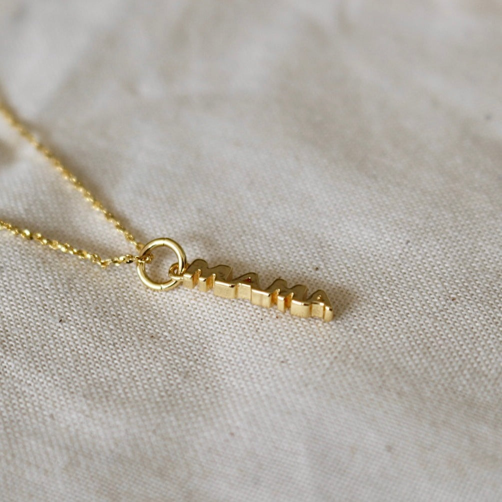 MAMA NECKLACE IN 18K GOLD