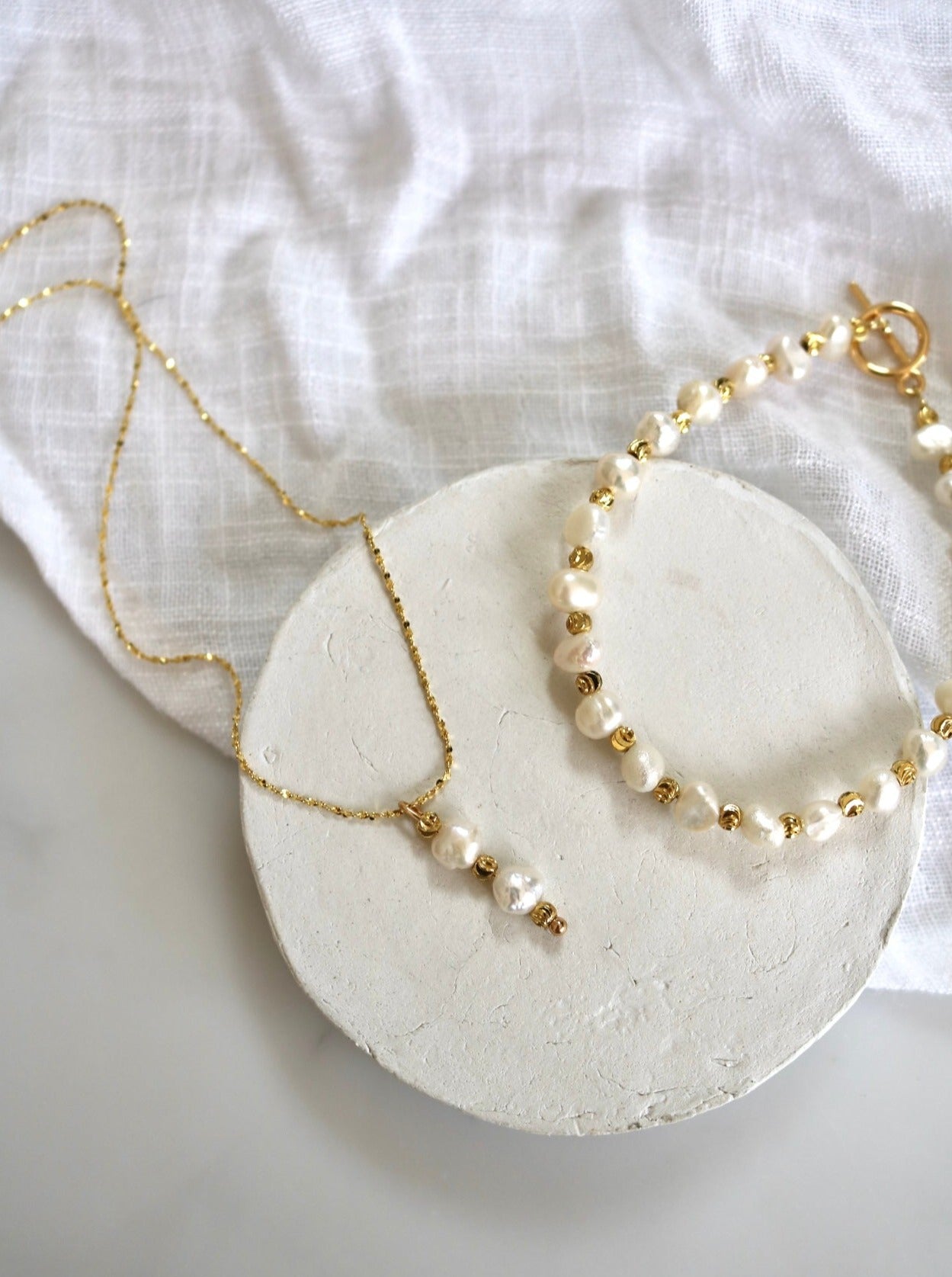 SUNRISE PEARL NECKLACE IN 18K GOLD