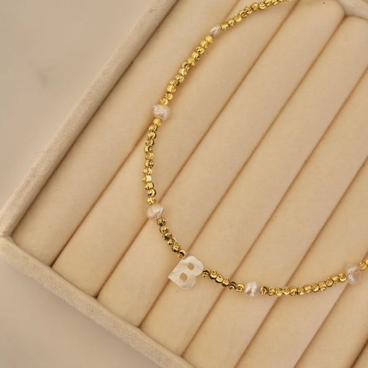 POSEY SHELL INITIAL LETTER NECKLACE IN 18K GOLD