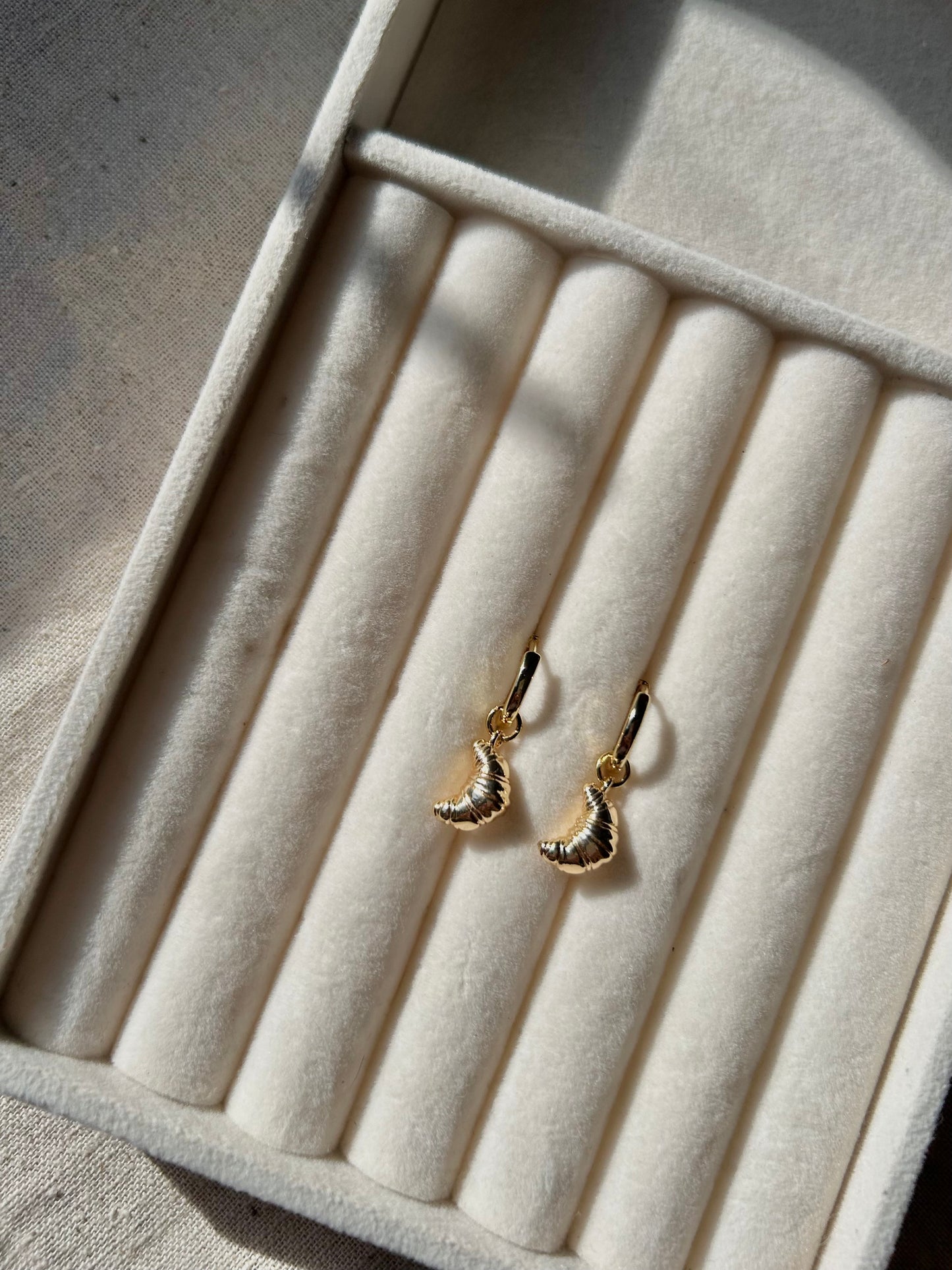 DETACHABLE CROISSANT CHARM HUGGIE EARRINGS
