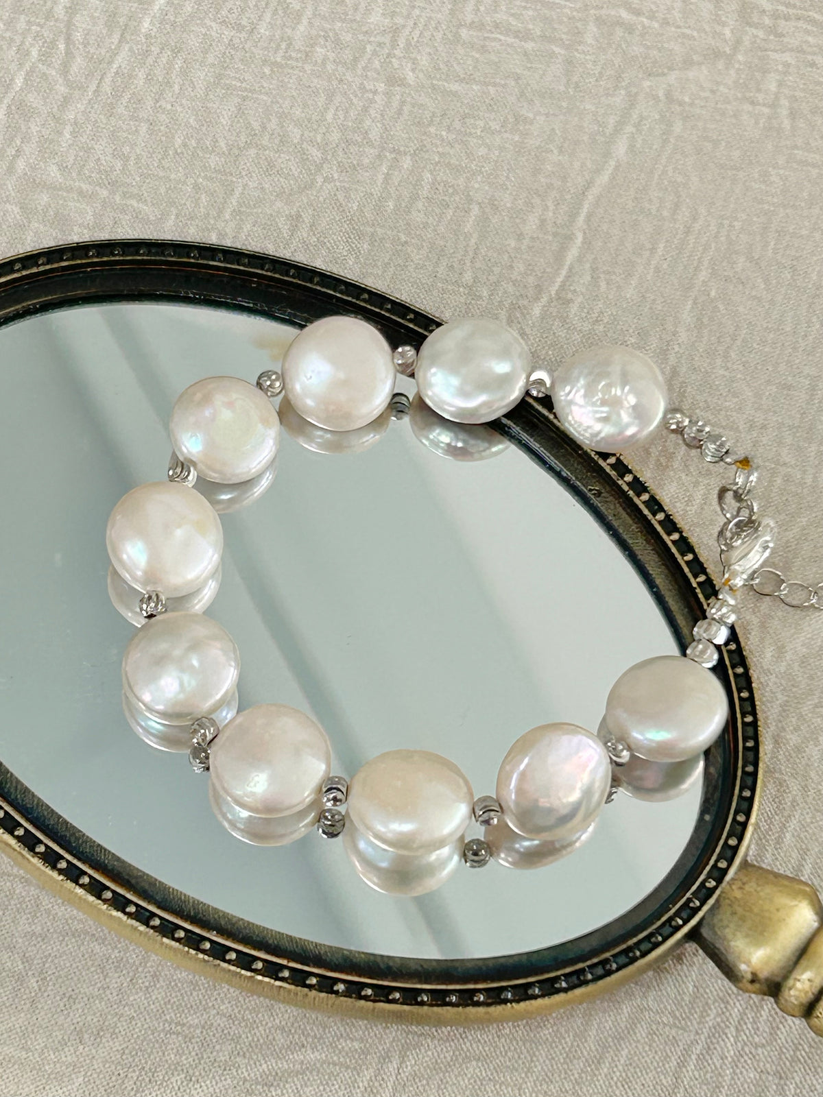 MAE FRESHWATER PEARL BRACELET IN PLATINUM