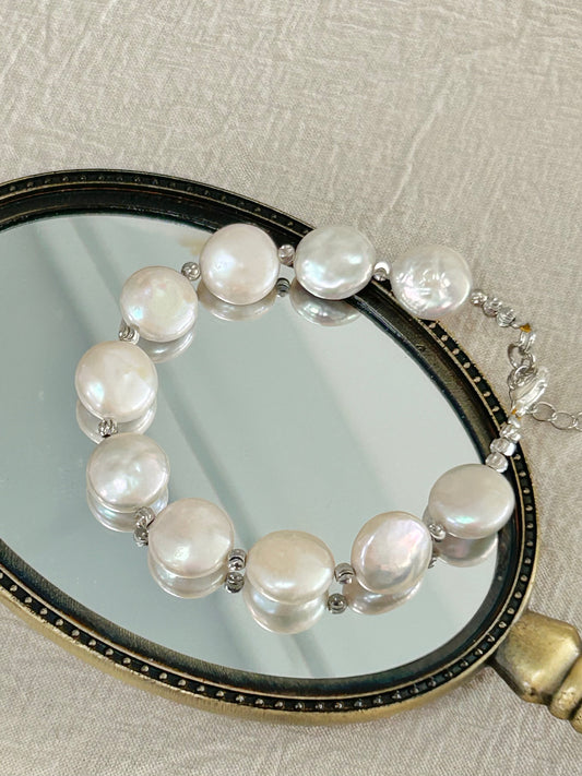 MAE FRESHWATER PEARL BRACELET IN PLATINUM