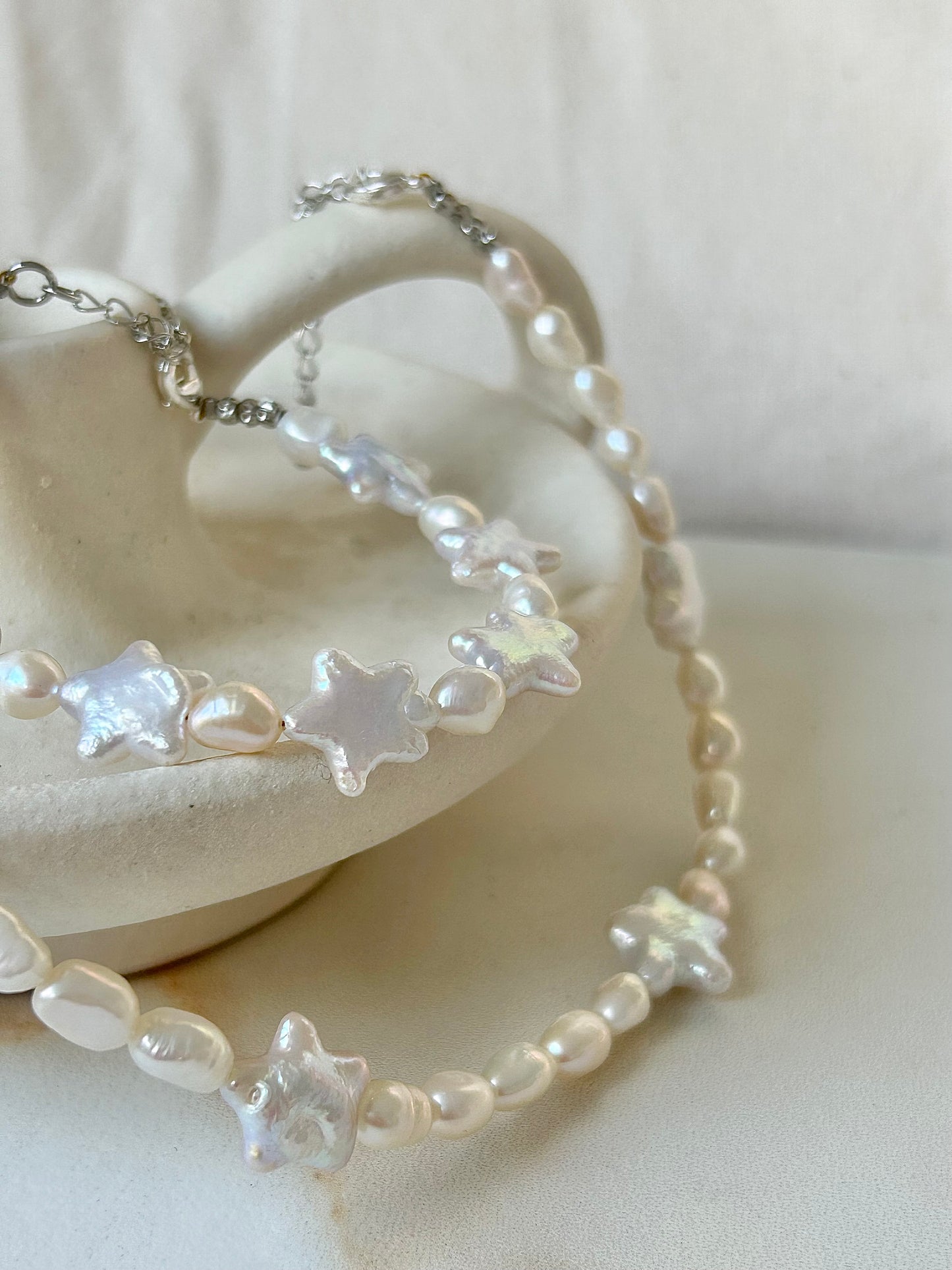 STAR FRESHWATER PEARL BRACELET IN PLATINUM