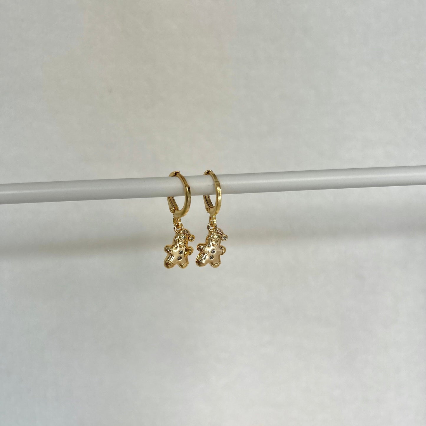 GINGERBREAD MAN HUGGIE EARRINGS IN 18K GOLD