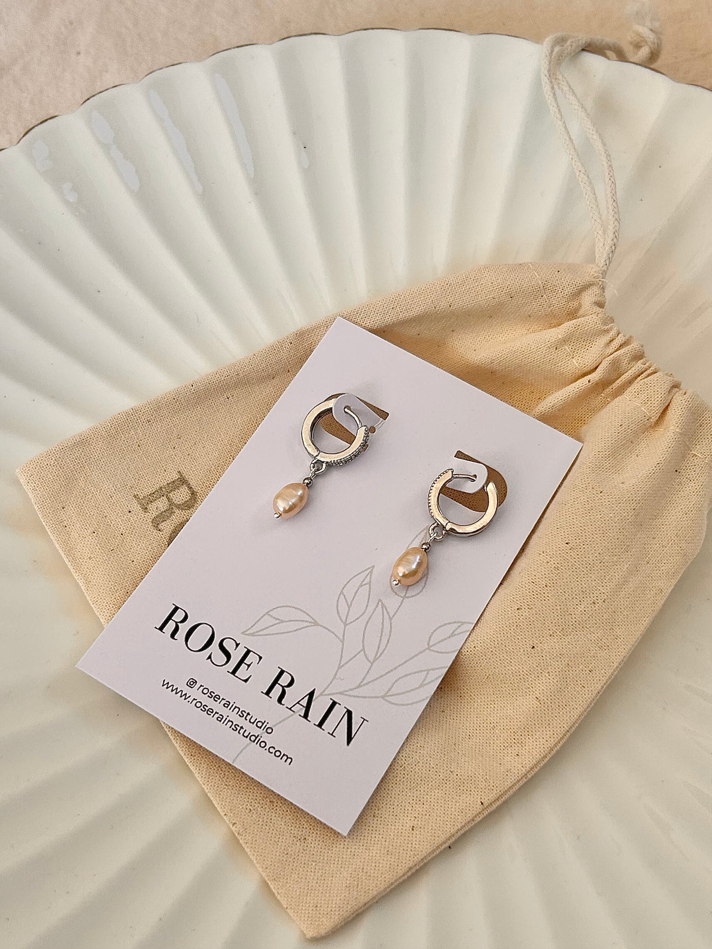 DAHLIA PINK FRESHWATER PEARL HUGGIE EARRINGS IN PLATINUM