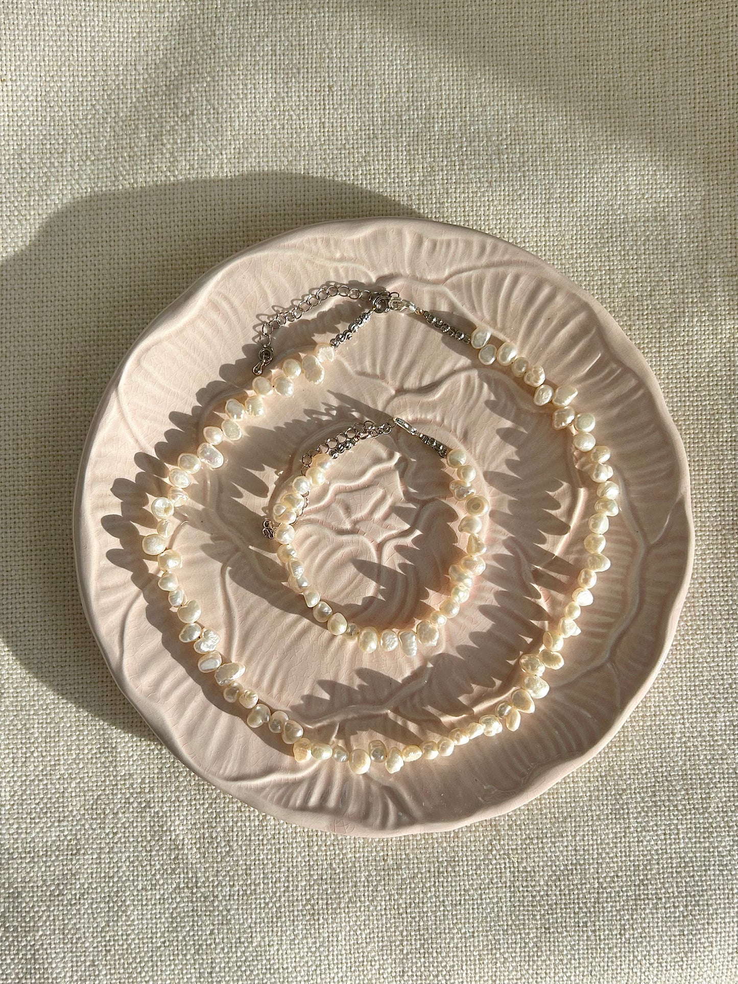 ETTA FRESHWATER PEARL BRACELET IN PLATINUM