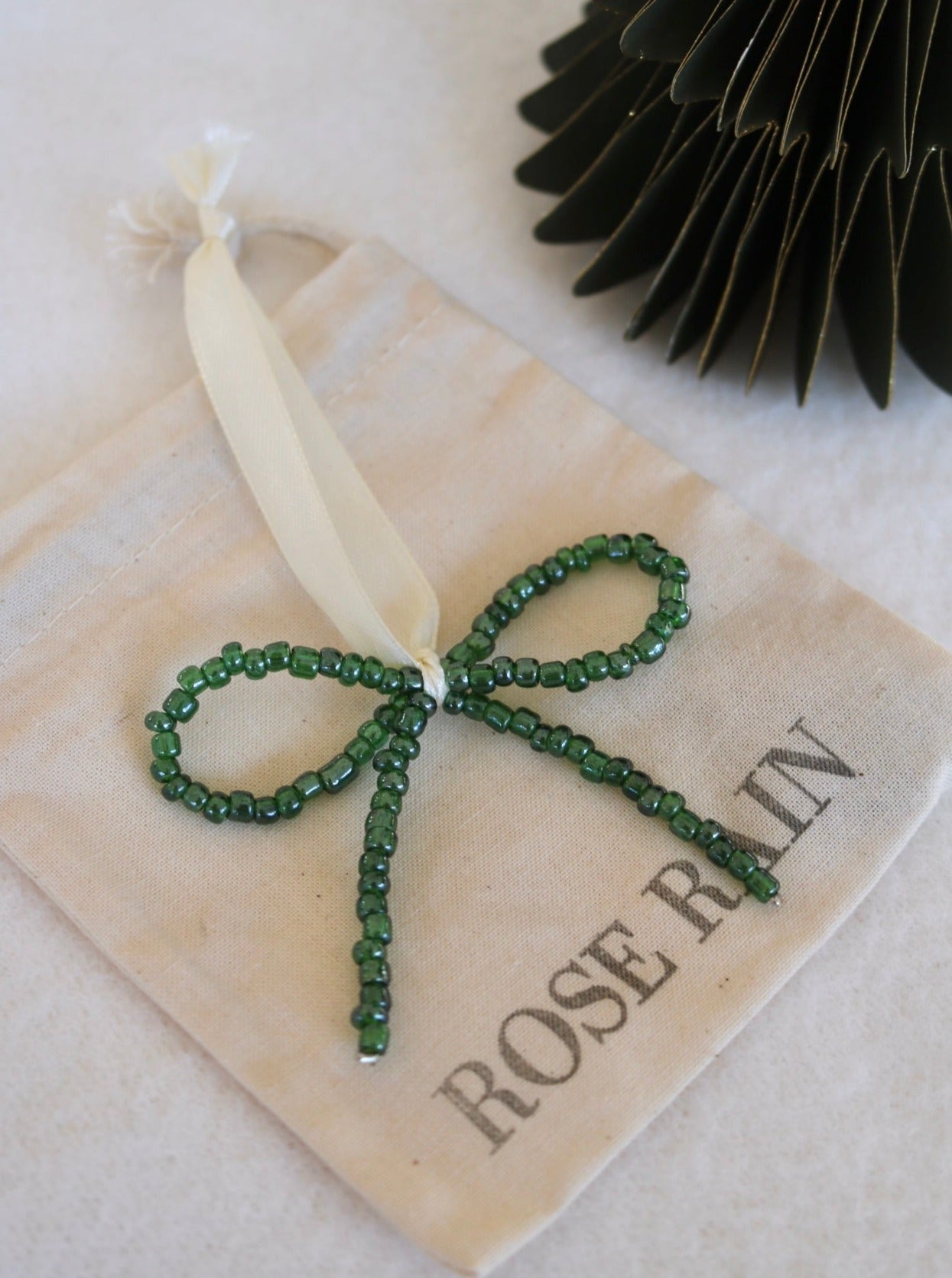 BOW DECORATION IN GREEN