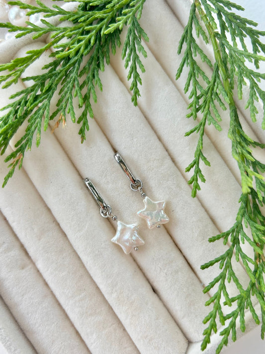 OVAL HOOPS WITH DETACHABLE STAR PEARL IN PLATINUM