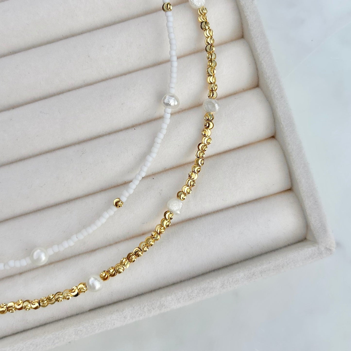 DAINTY PEARL BEADED NECKLACE IN 18K GOLD