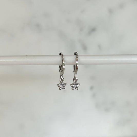 TINY STAR HUGGIE EARRINGS IN PLATINUM