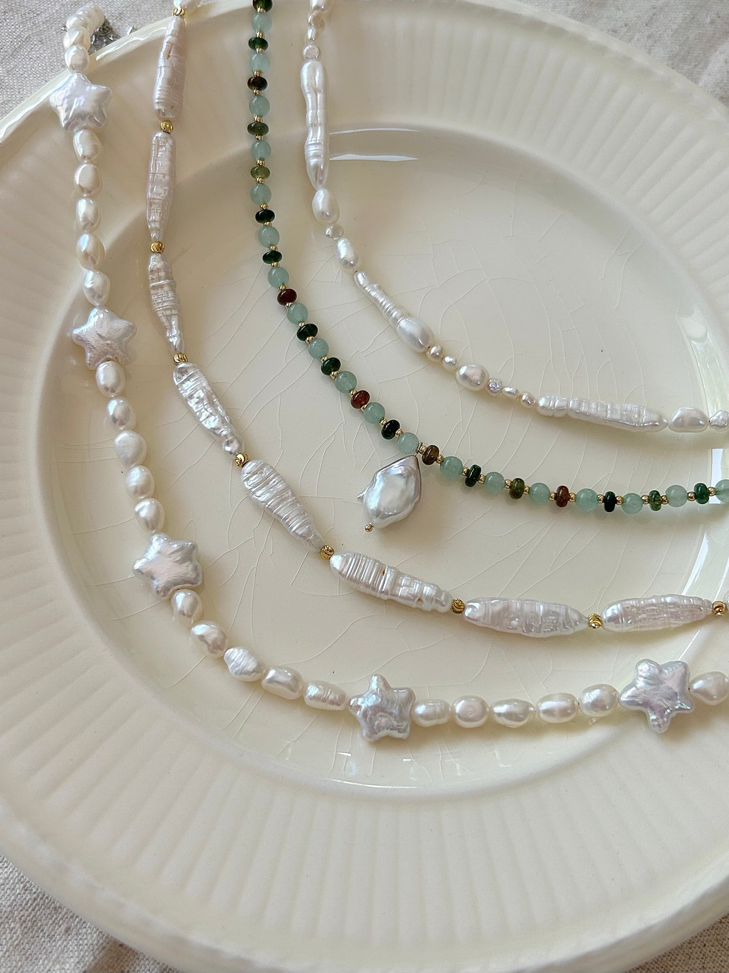 OLIVIA FRESHWATER PEARL NECKLACE IN 18k GOLD