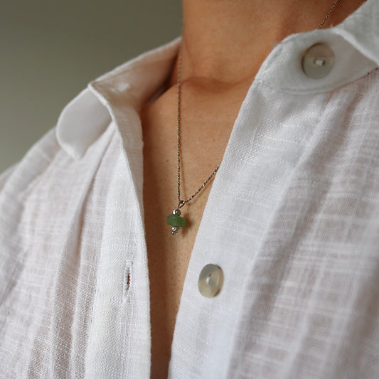 GREEN AVENTURINE NECKLACE IN SILVER