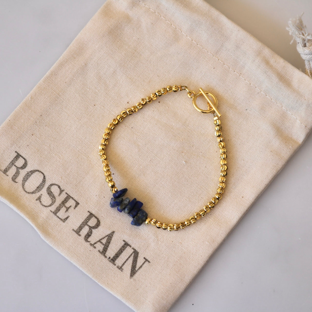 LAPIS LAZULI BEADED BRACELET IN 18K GOLD