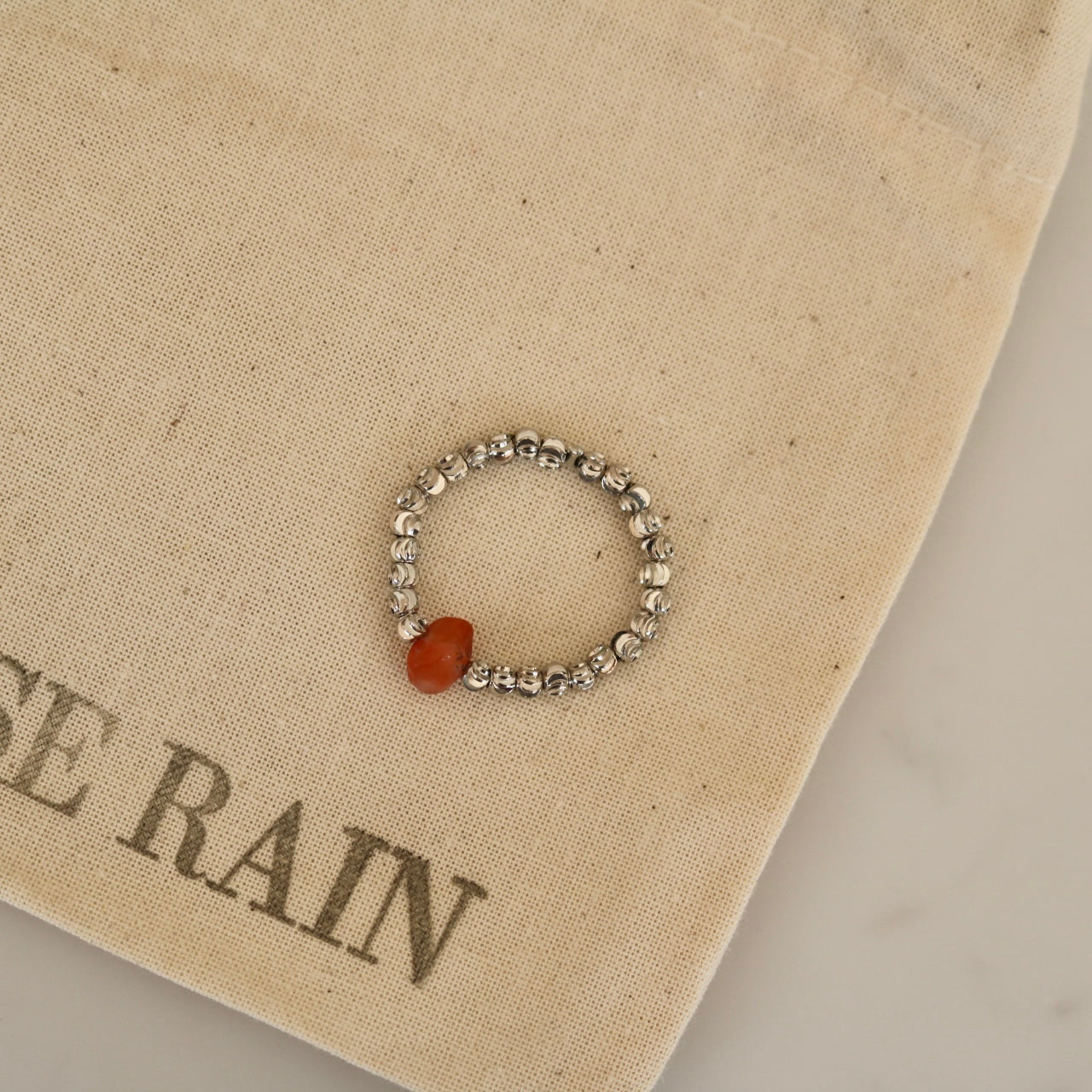 RED AGATE BEAD RING PLATINUM