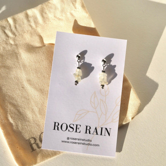 DAISY MOONSTONE STUD EARRINGS IN PLATINUM