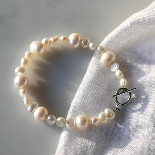 CALLIE PEARL BEADED BRACELET IN PLATINUM