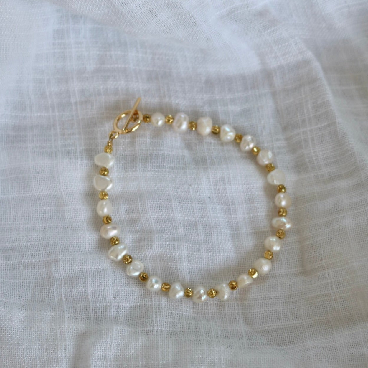 NOVA PEARL BEADED BRACELET IN 18K GOLD