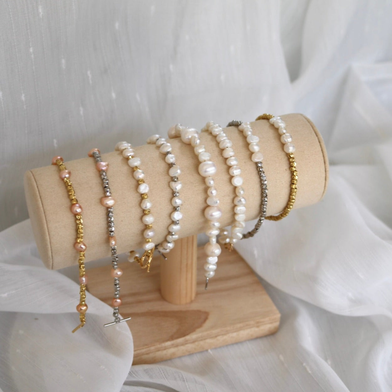 CALLIE PEARL BEADED BRACELET IN 18K GOLD