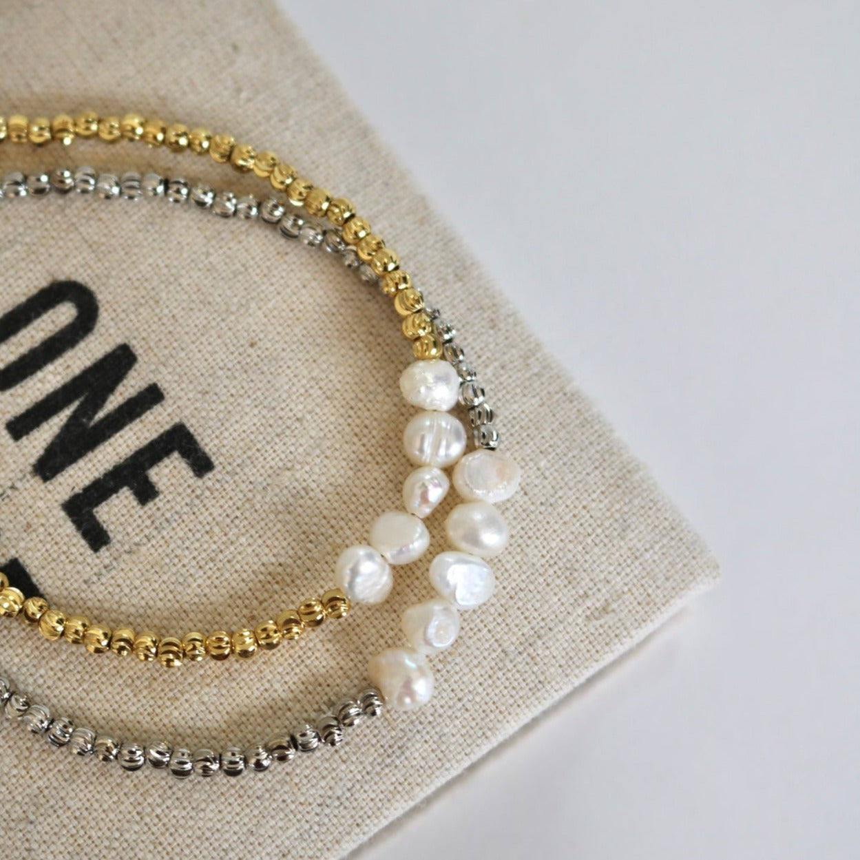 ELISE PEARL BEADED BRACELET IN 18K GOLD