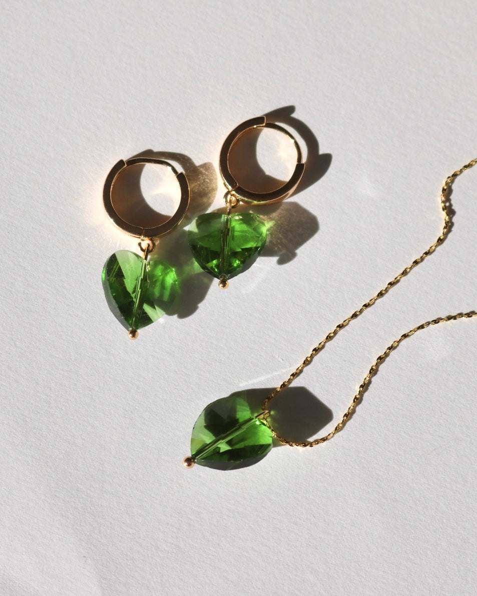 GREEN SWEETHEART NECKLACE IN 18K GOLD