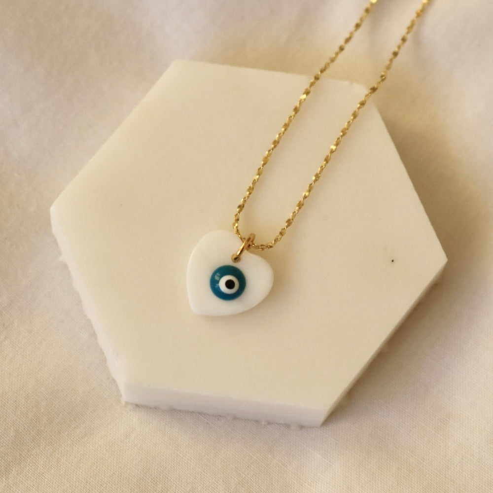 EVIL EYE FRESHWATER SHELL HEART NECKLACE IN 18K GOLD