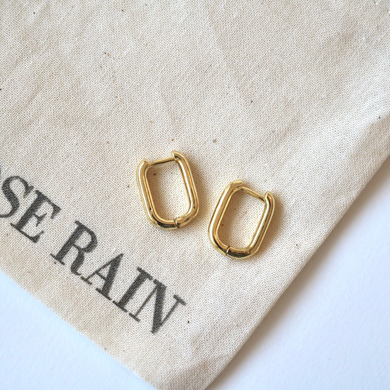 CELESTE HOOPS IN 18K GOLD