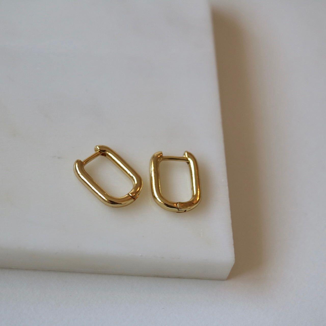 CELESTE HOOPS IN 18K GOLD