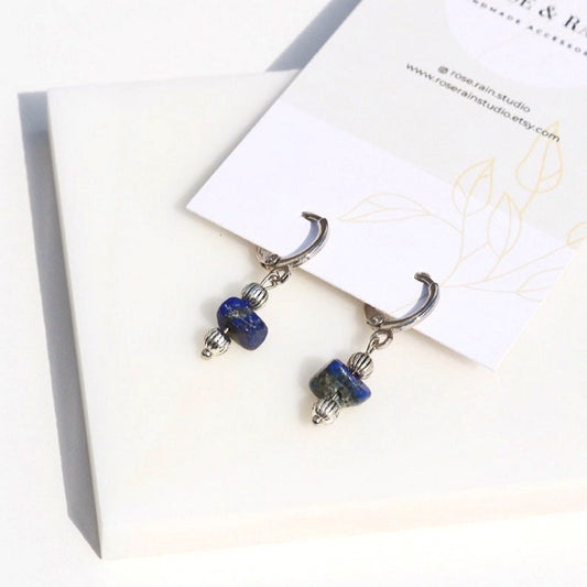 CLIP ON IRIS LAPIS LAZULI HUGGIE EARRINGS IN PLATINUM