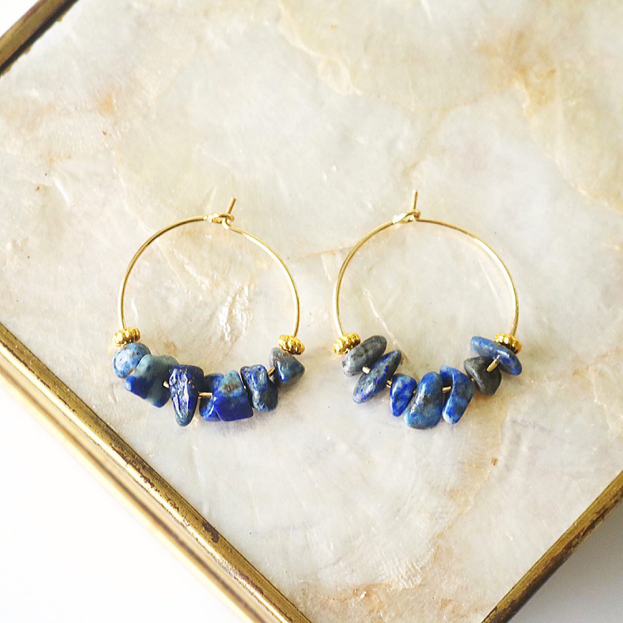 PETAL LAPIS LAZULI HOOPS IN 18K GOLD