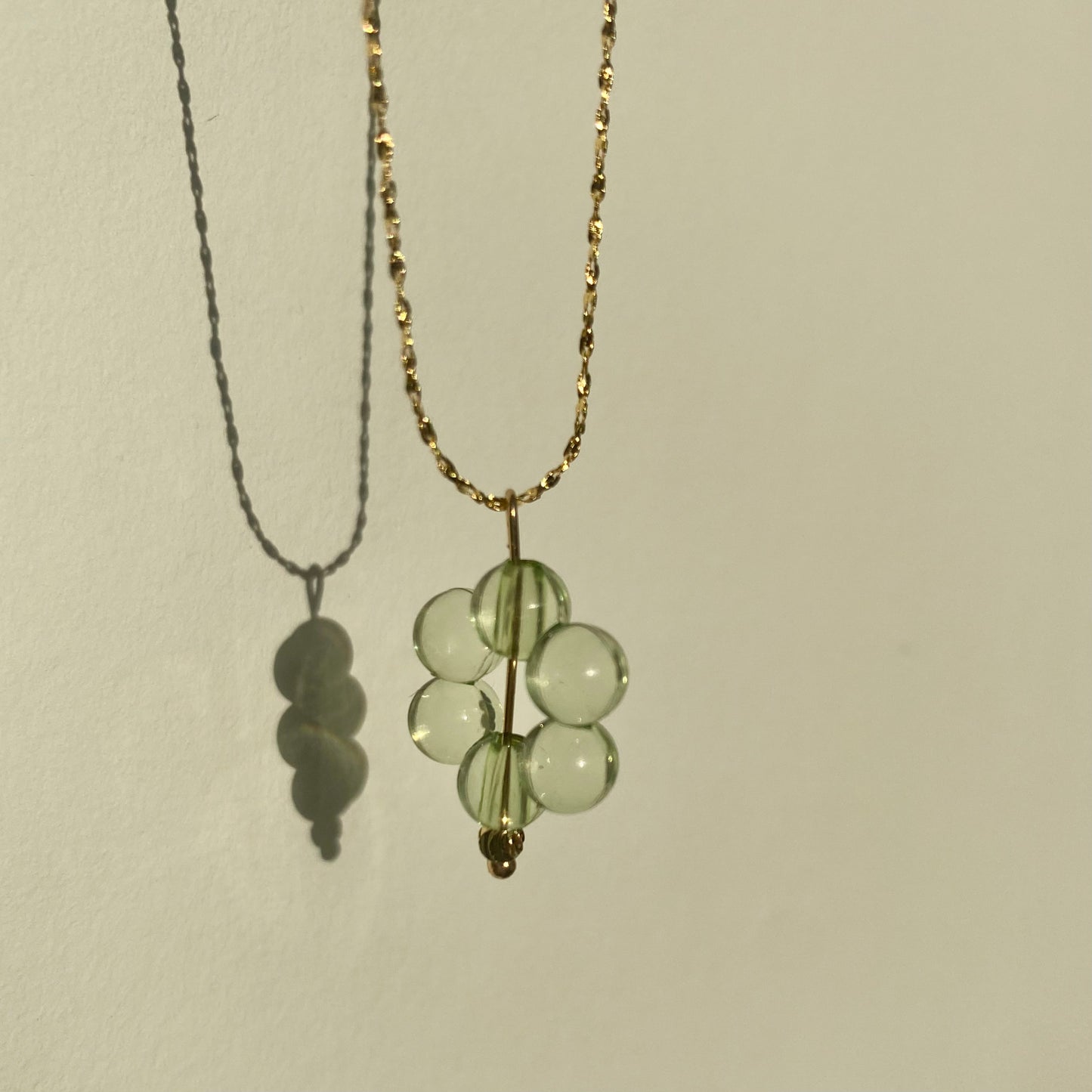 GREEN FLOWER POWER NECKLACE IN 18K GOLD