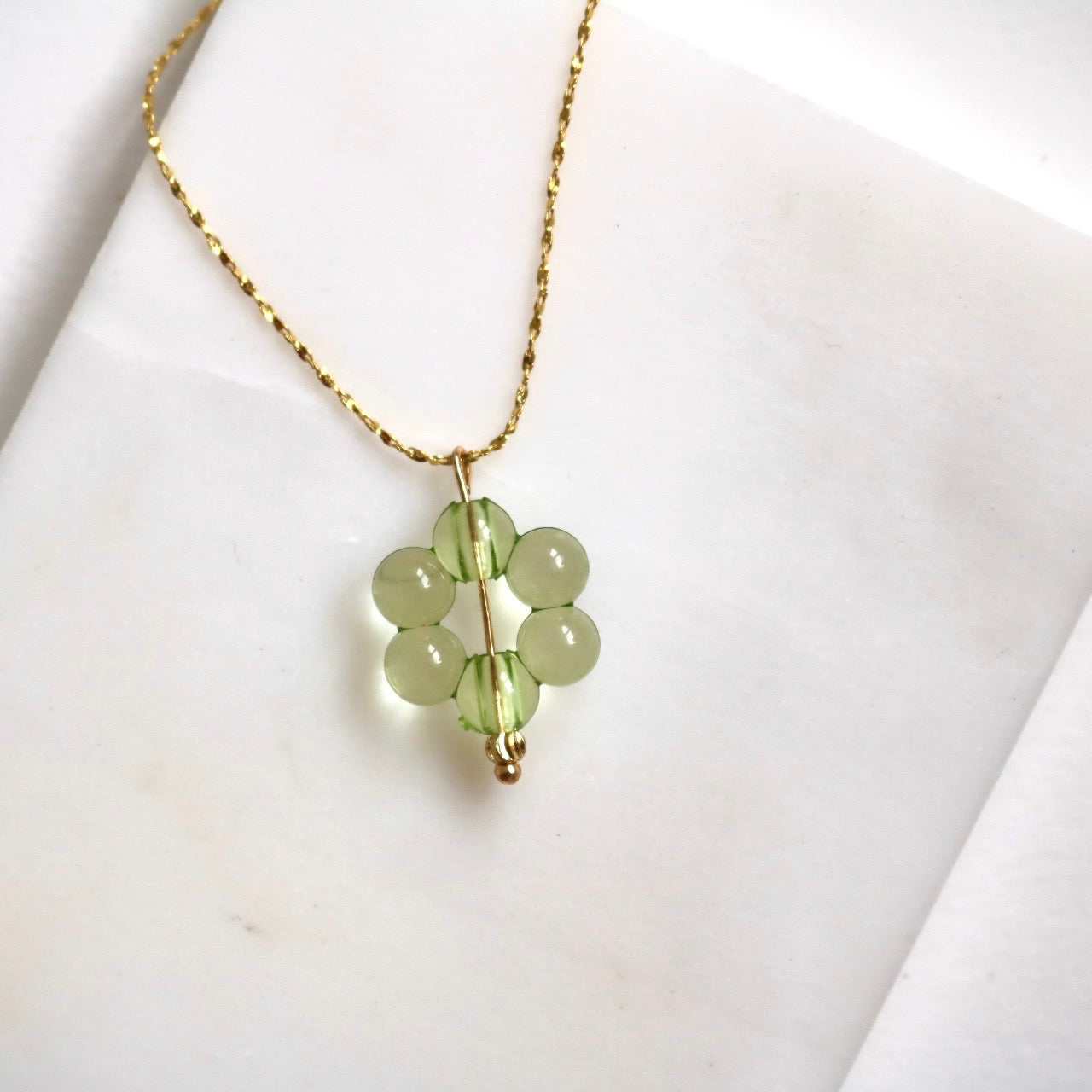 GREEN FLOWER POWER NECKLACE IN 18K GOLD