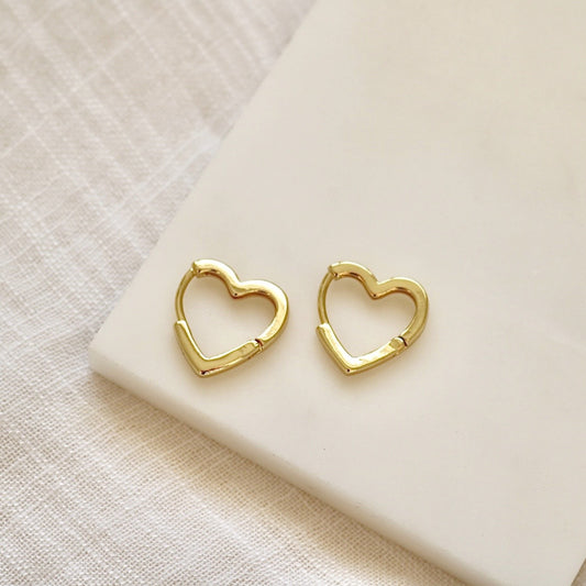 HEART HOOPS IN 18K GOLD