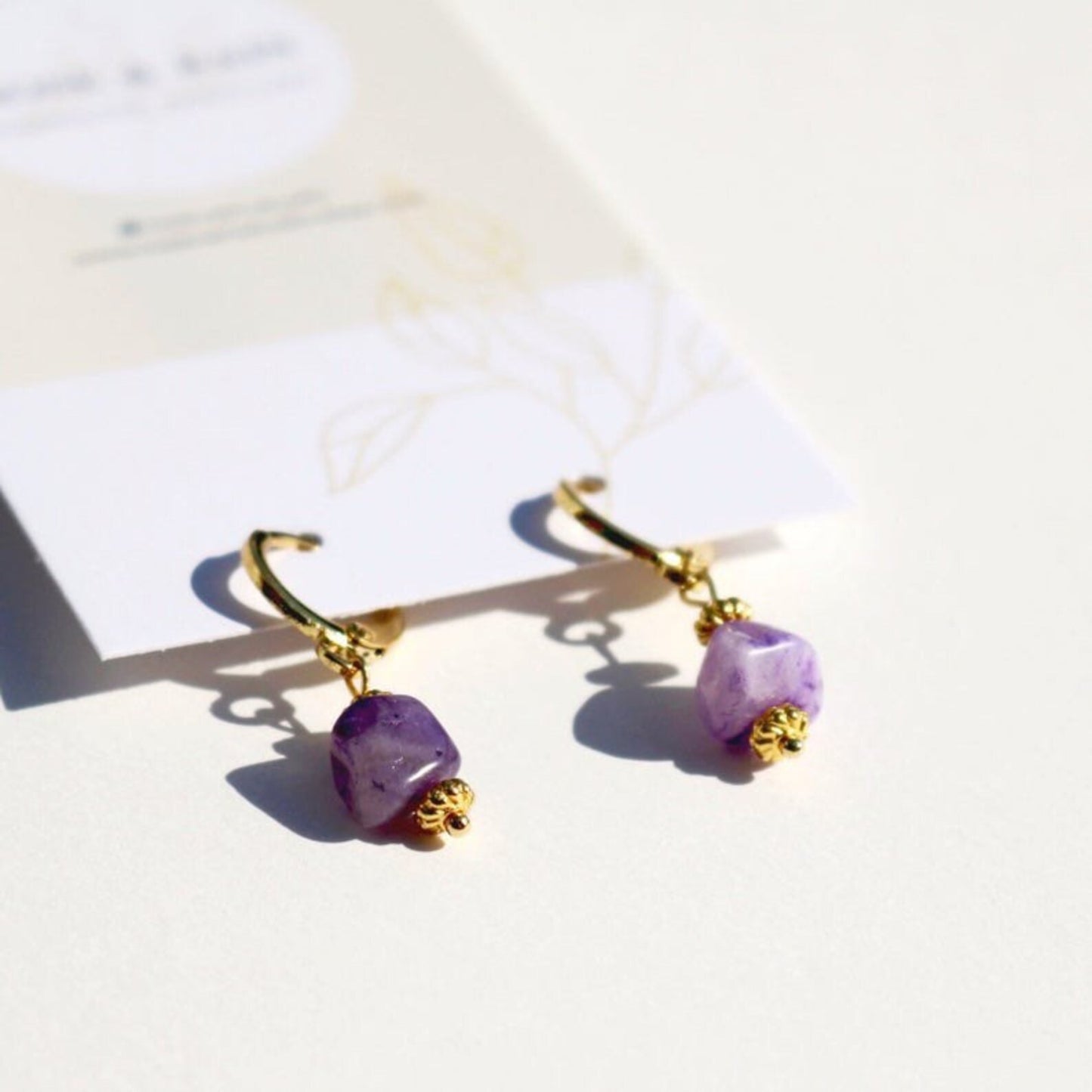 CLIP ON AMETHYST IRIS HUGGIES IN 18K GOLD